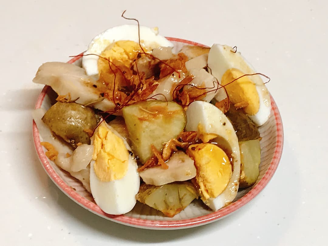 チキンとベイクドポテトのカリカリホットサラダの完成写真