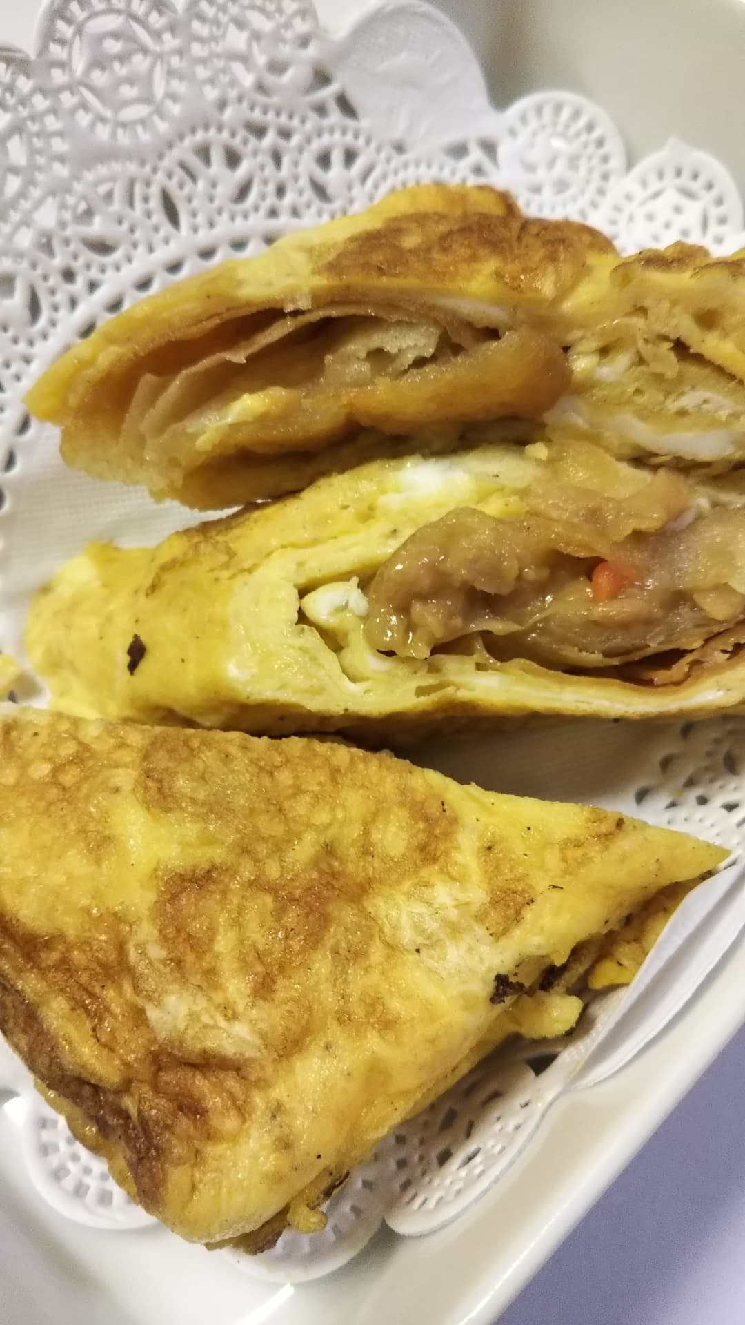 春巻きが入ってる卵焼きの完成写真