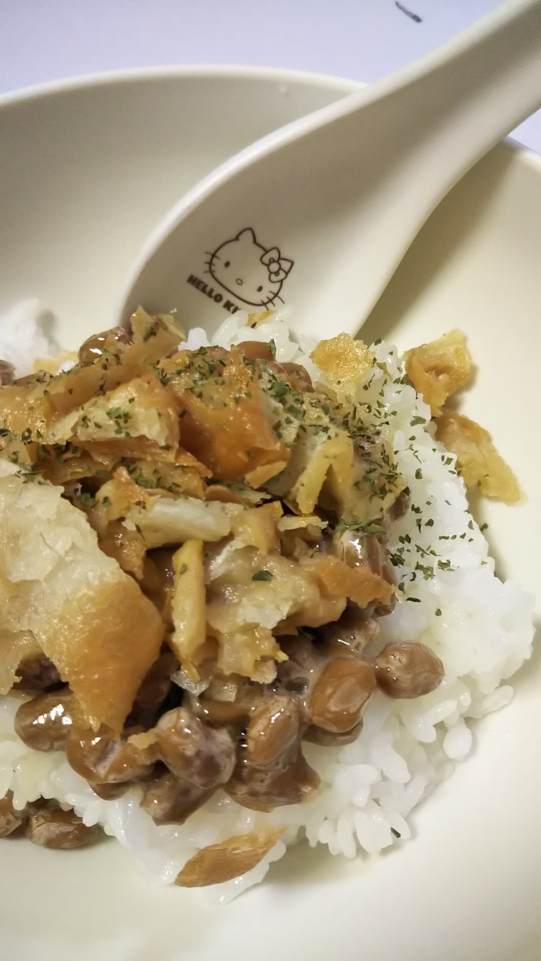 パリパリ納豆飯の完成写真