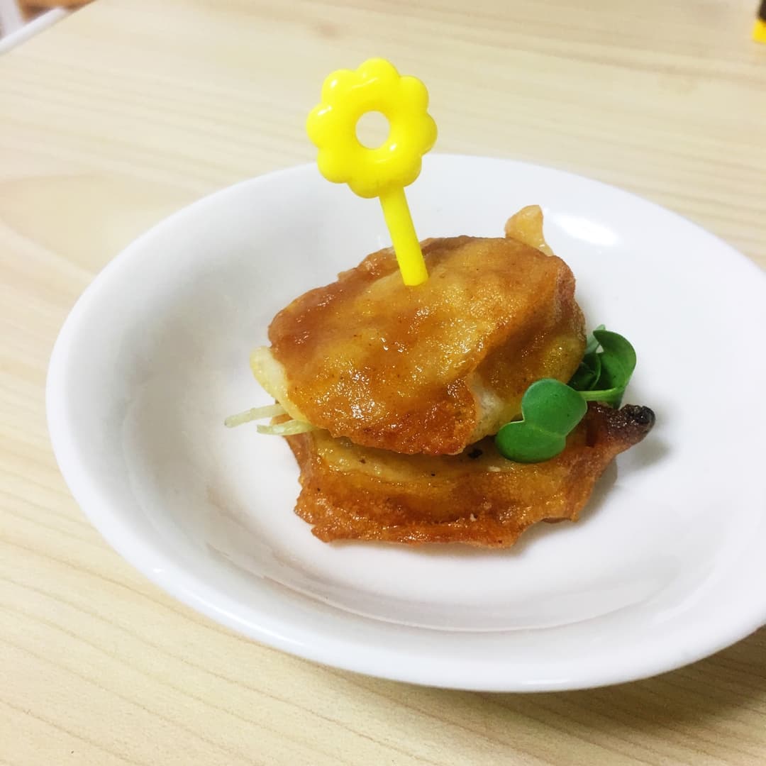 からあげチーズバーガーの完成写真