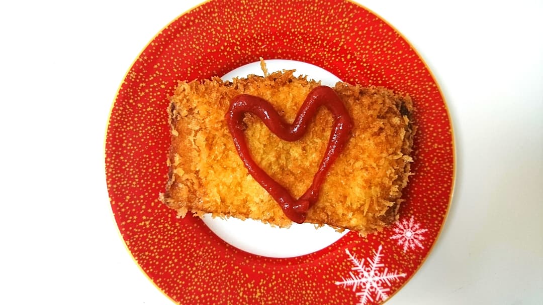 ミニハンバーグでさくさくミニあげホットサンドの完成写真