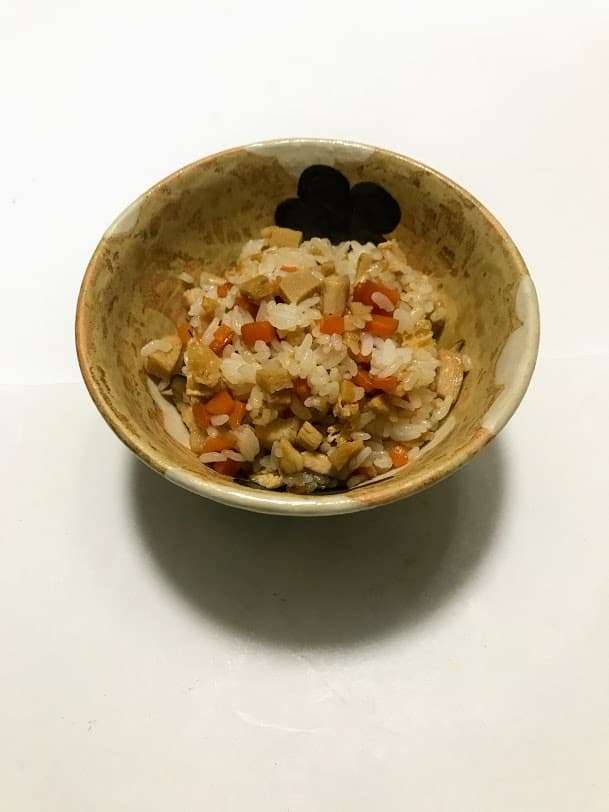 フライパンで作る鶏飯の完成写真