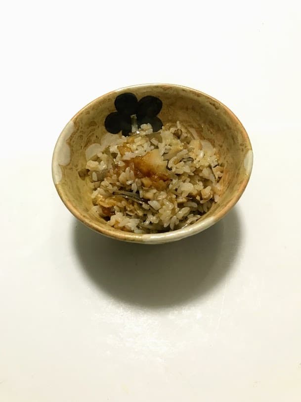 フライパンで作るこってり鶏ごぼうご飯の完成写真
