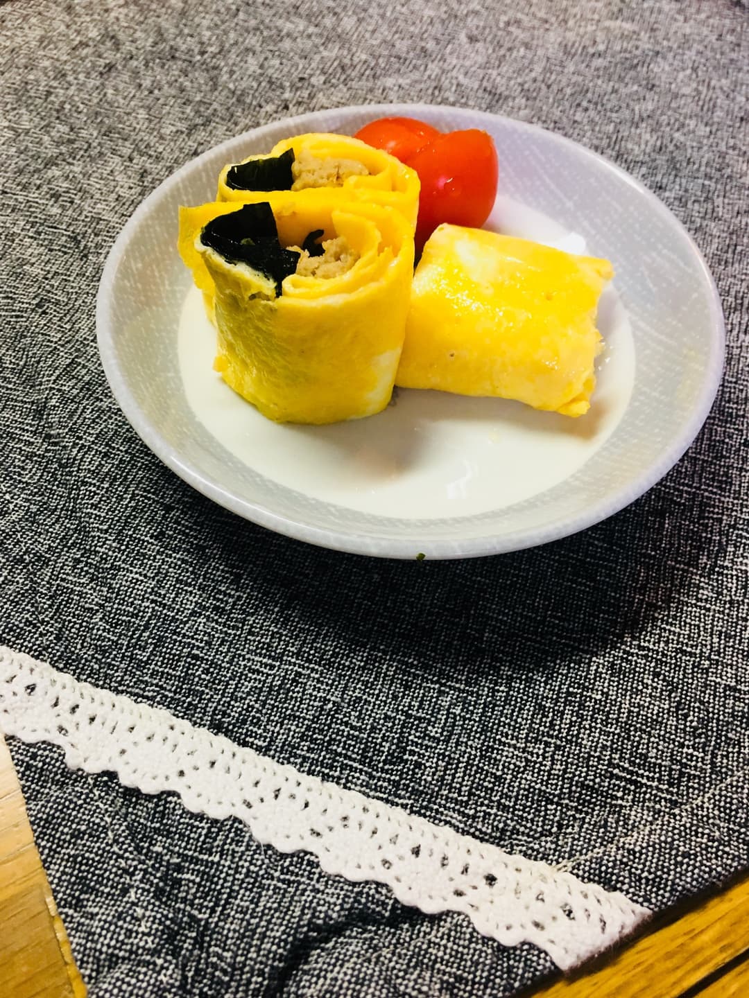 ハンバーグの薄焼き玉子巻き♪の完成写真