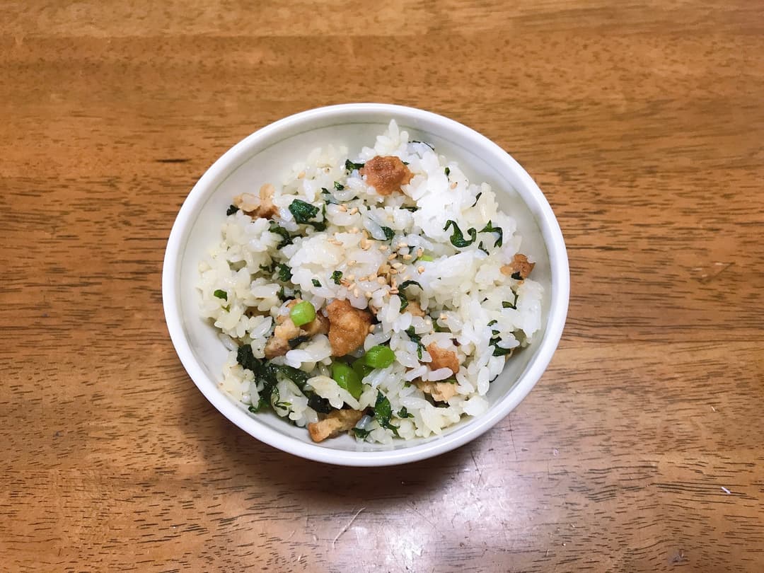 春菊とつくねの混ぜご飯の完成写真