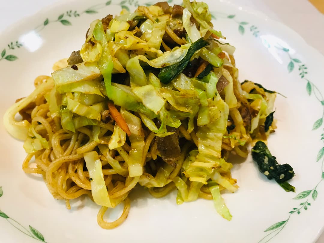 野菜たっぷりカレー焼きそばの完成写真