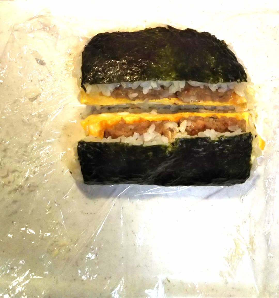 たまごハンバーグおにぎりの完成写真