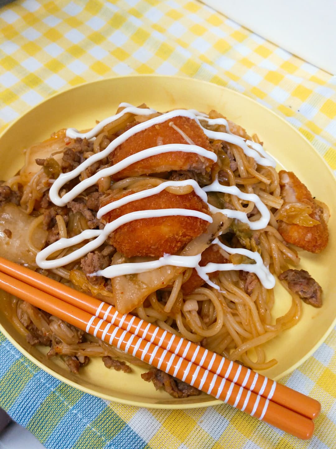 豚キムタルタル焼きそばの完成写真