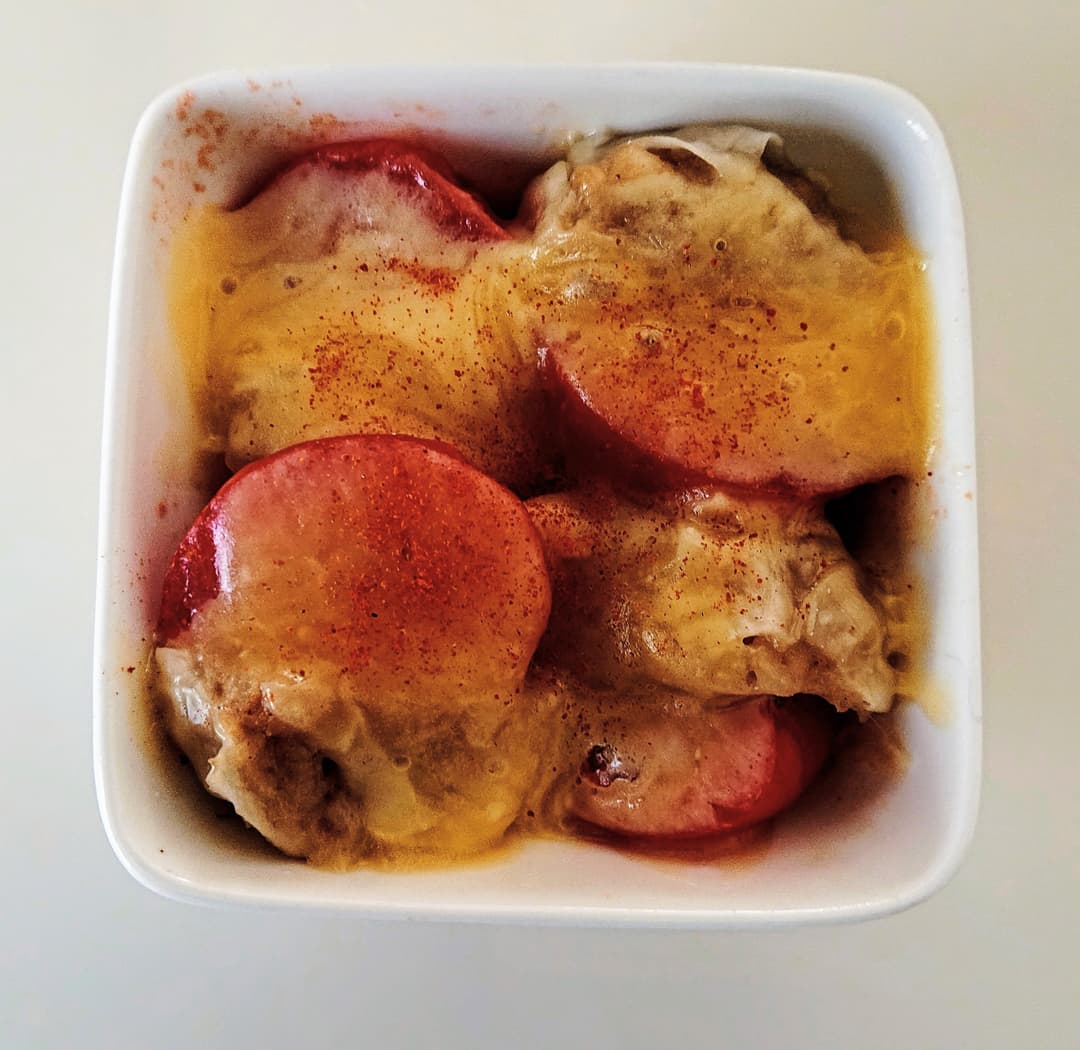 焼売とトマトのチーズ焼きの完成写真
