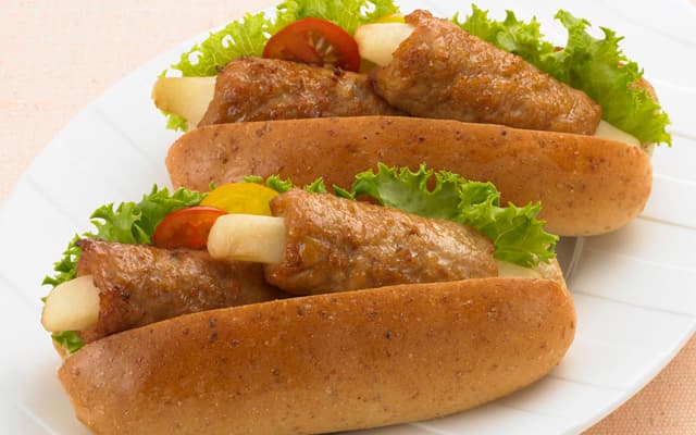 肉巻きポテトのホットドックの完成写真