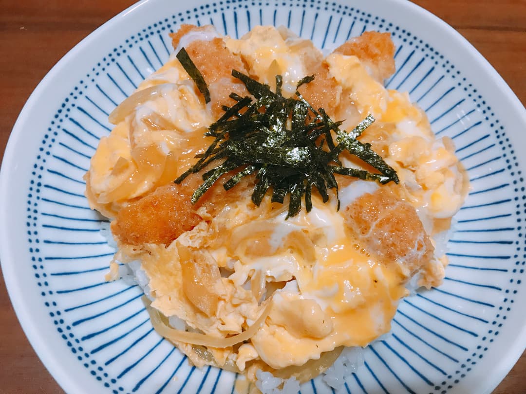 絶品！えびフライ丼の完成写真