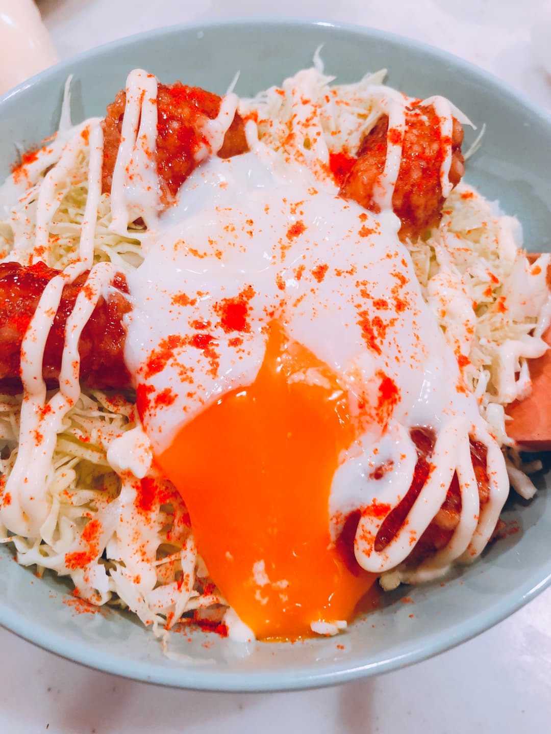 悪魔のチキン丼の完成写真
