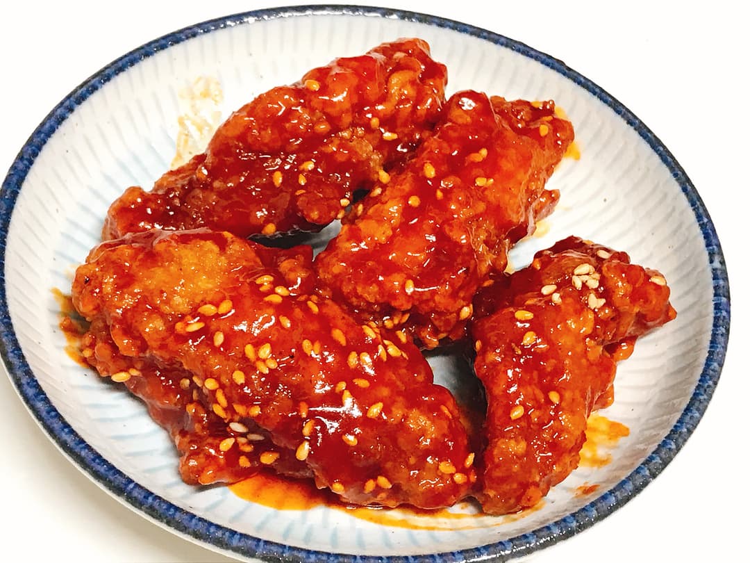 ヤンニョンチキンの完成写真