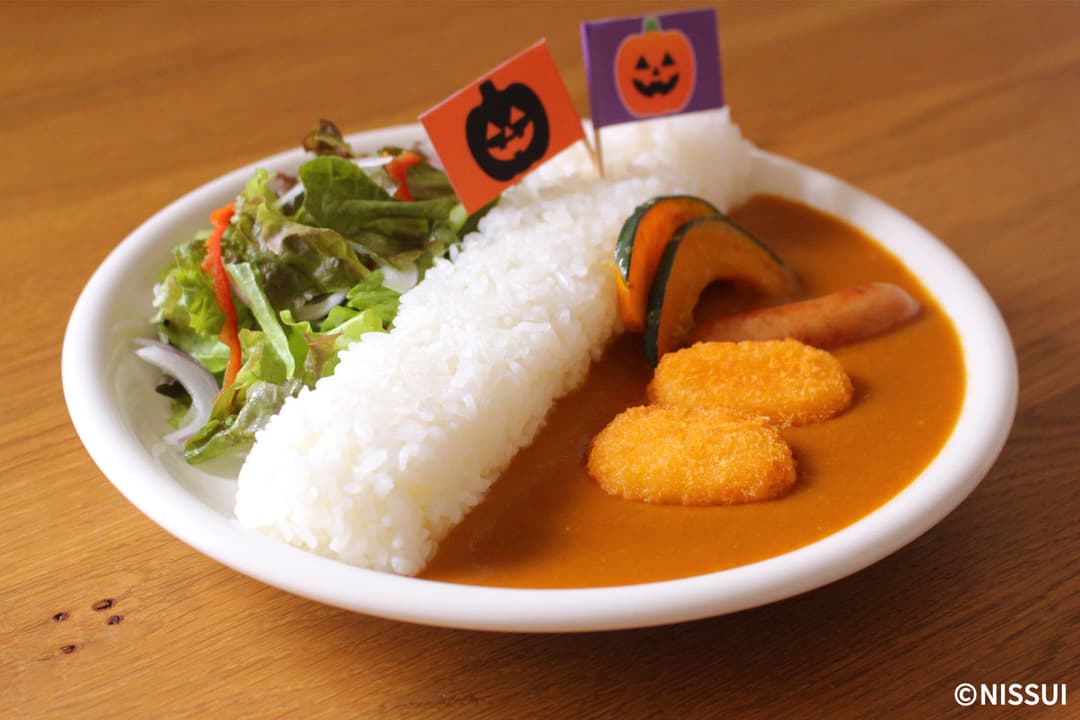 カニクリームコロッケとかぼちゃのダムカレーの完成写真