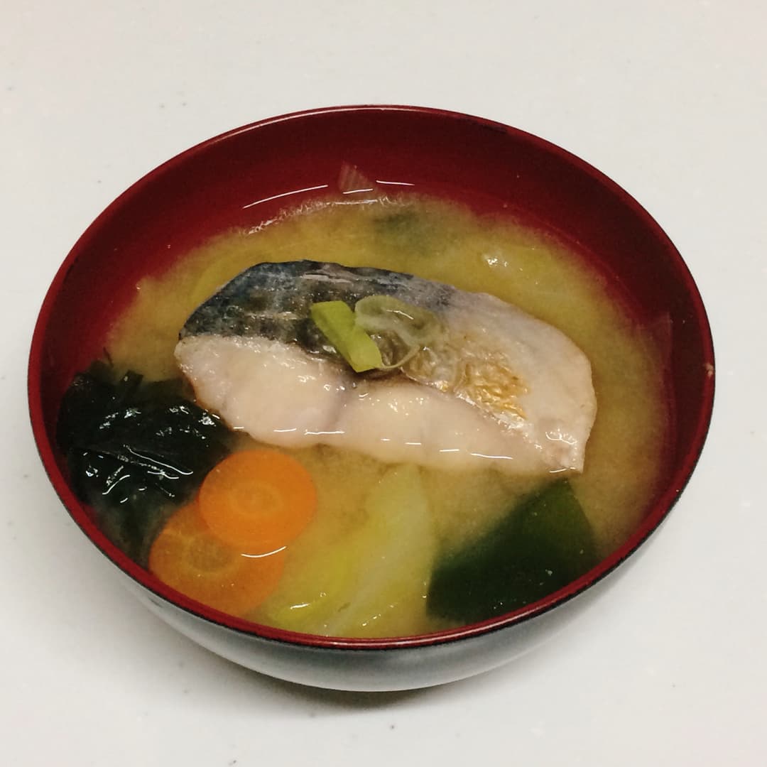 レンジで作るさばの味噌汁の完成写真