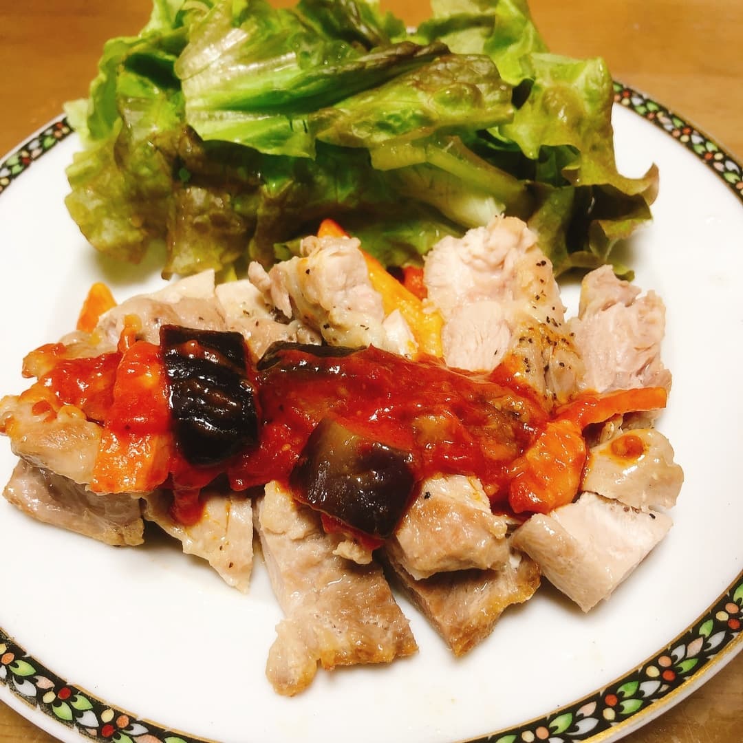 チキンステーキアラビアータの完成写真