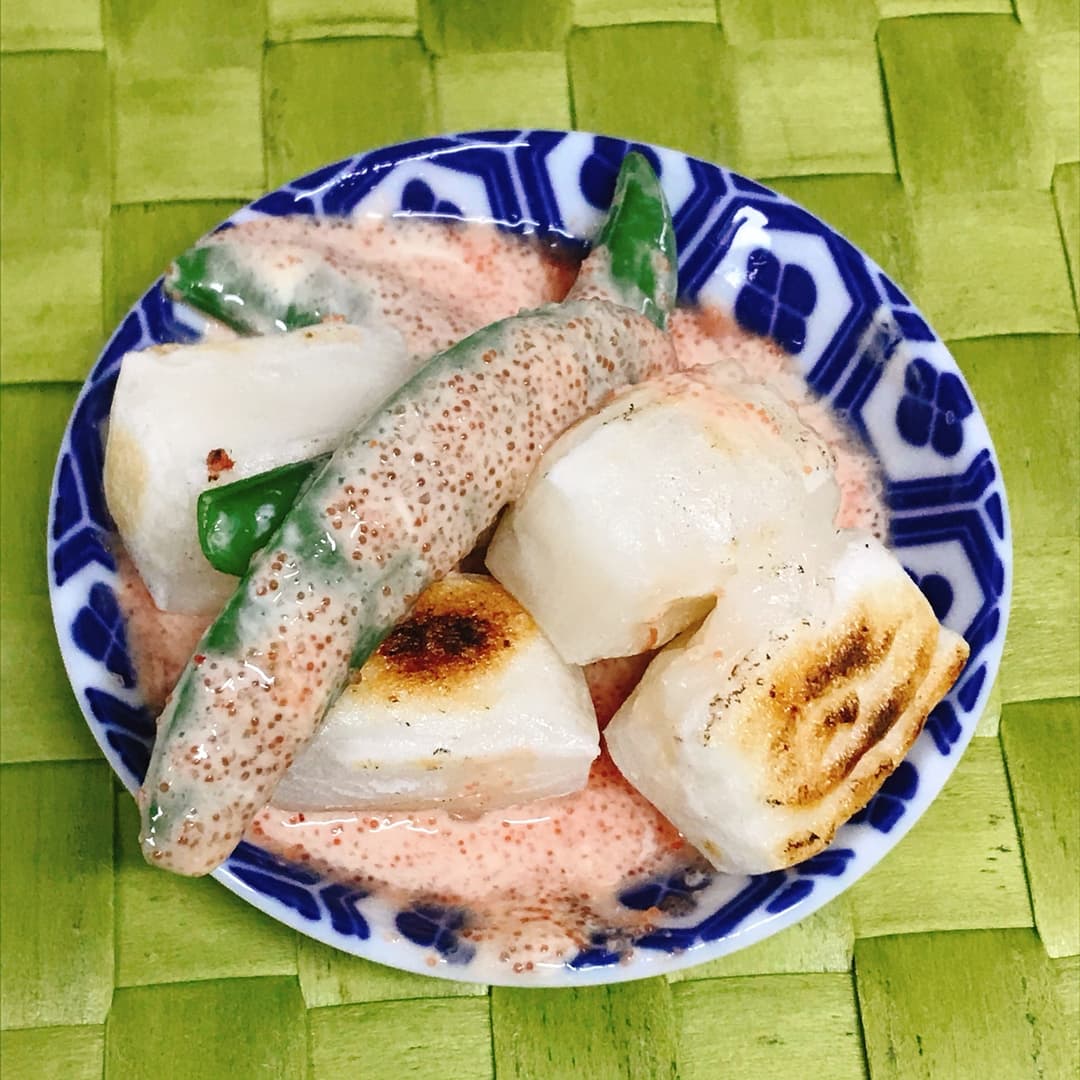 スナップえんどうと焼き餅の明太マヨ和えの完成写真