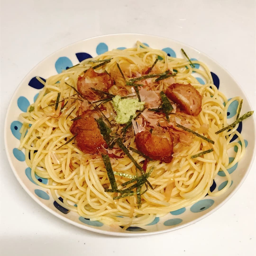 えびマヨから揚げのわさびパスタの完成写真