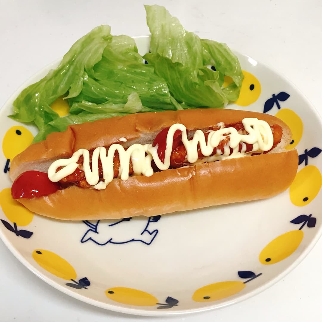 旨辛チキンまよサンドの完成写真