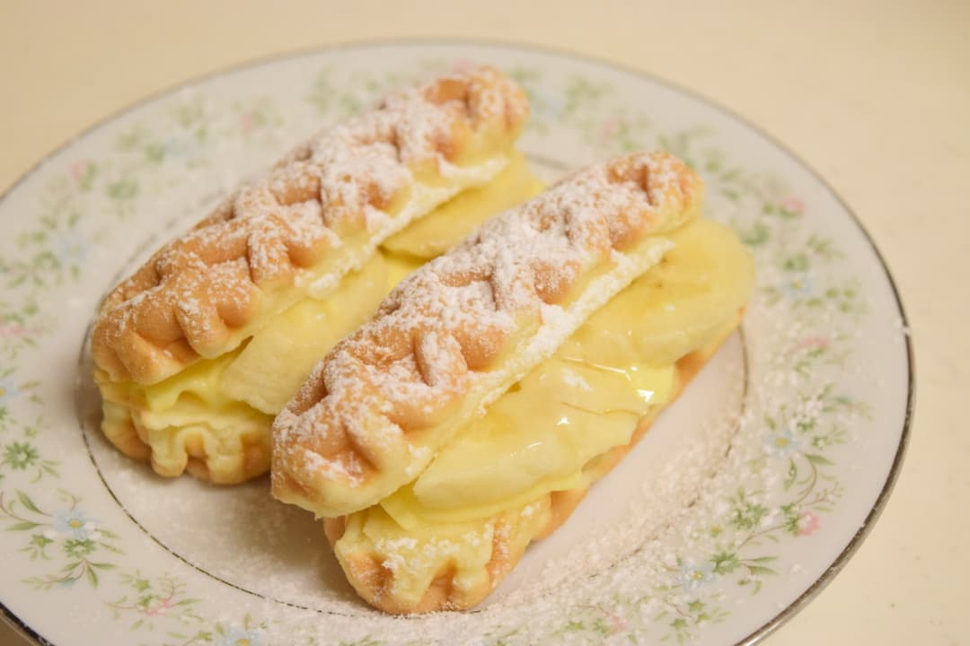 チーズワッフルのプリンバナナサンドの完成写真
