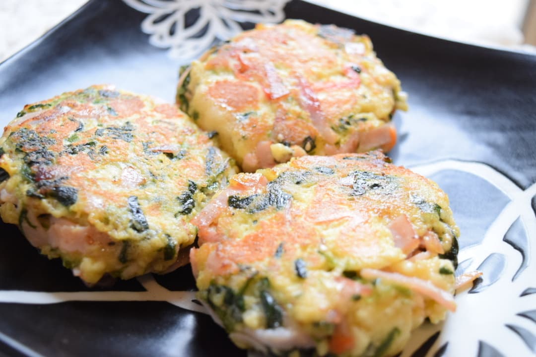 ほうれん草のごまあえのはんぺん焼きの完成写真