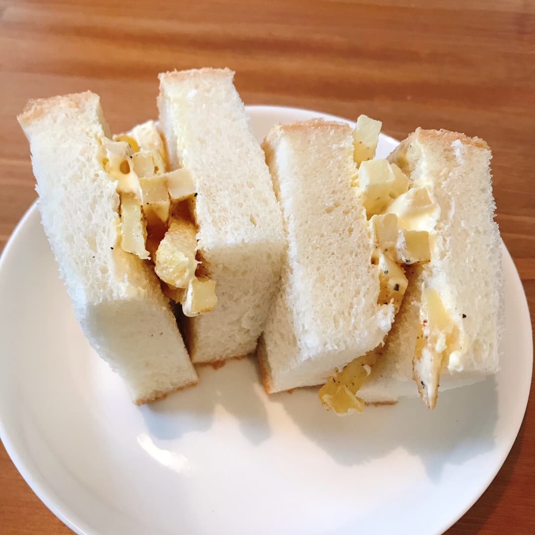 フライドポテトサンドの完成写真