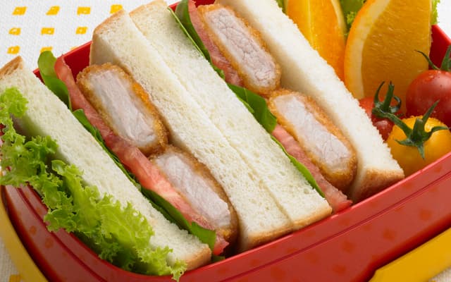 ソースとんかつサンドの完成写真