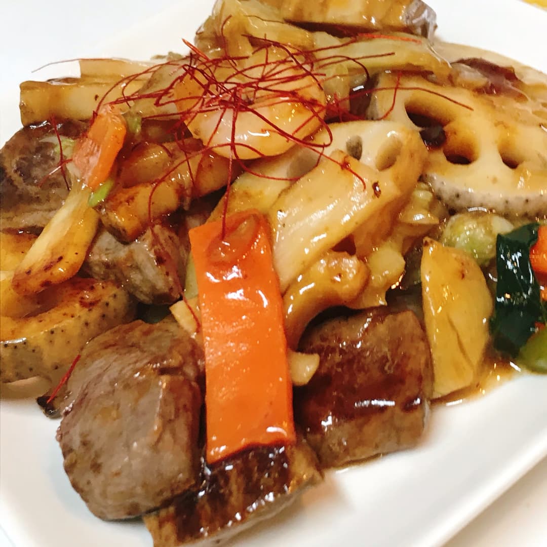 牛肉とレンコンの醤油中華炒めの完成写真