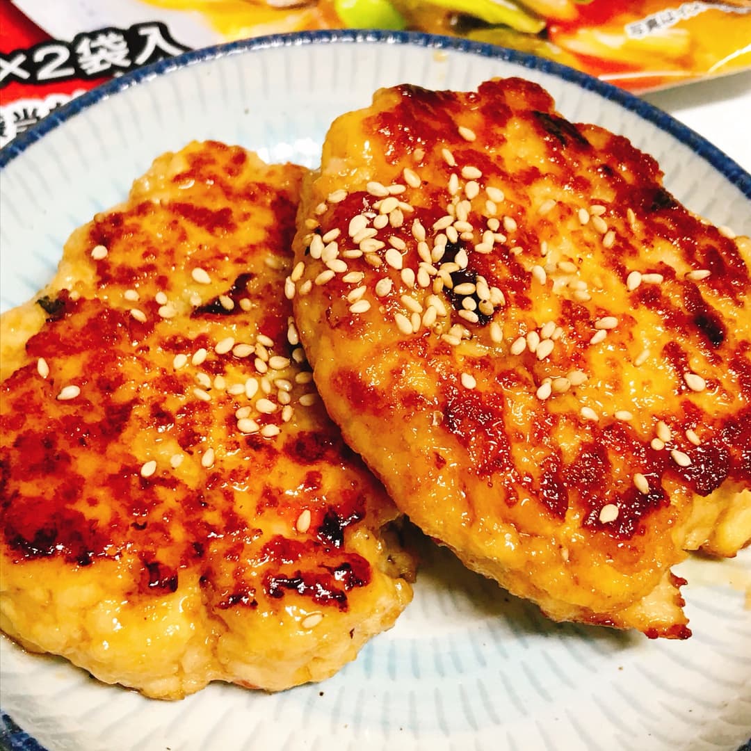 中華丼で作るてりやき豆腐ハンバーグの完成写真
