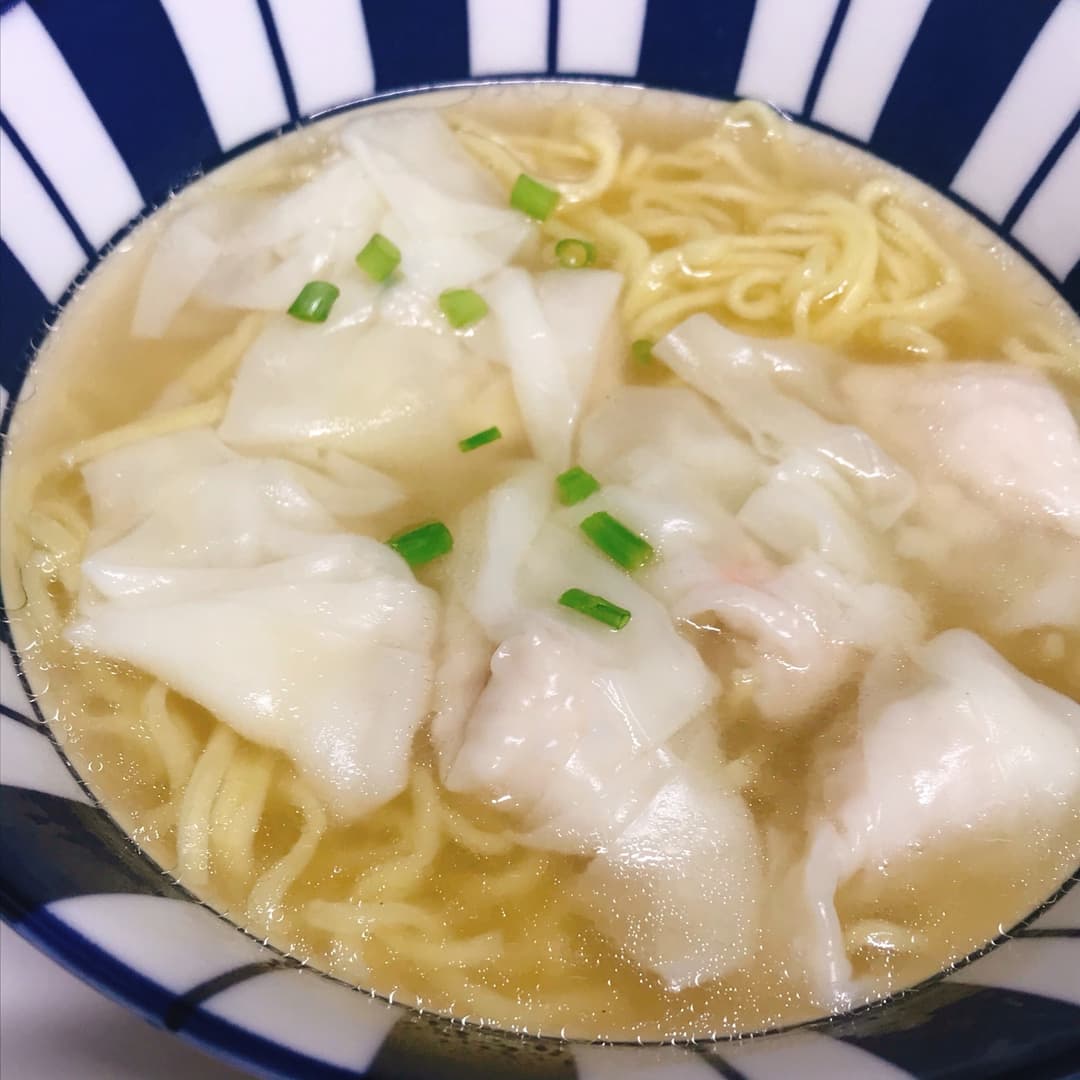 中華丼で作るワンタンの完成写真