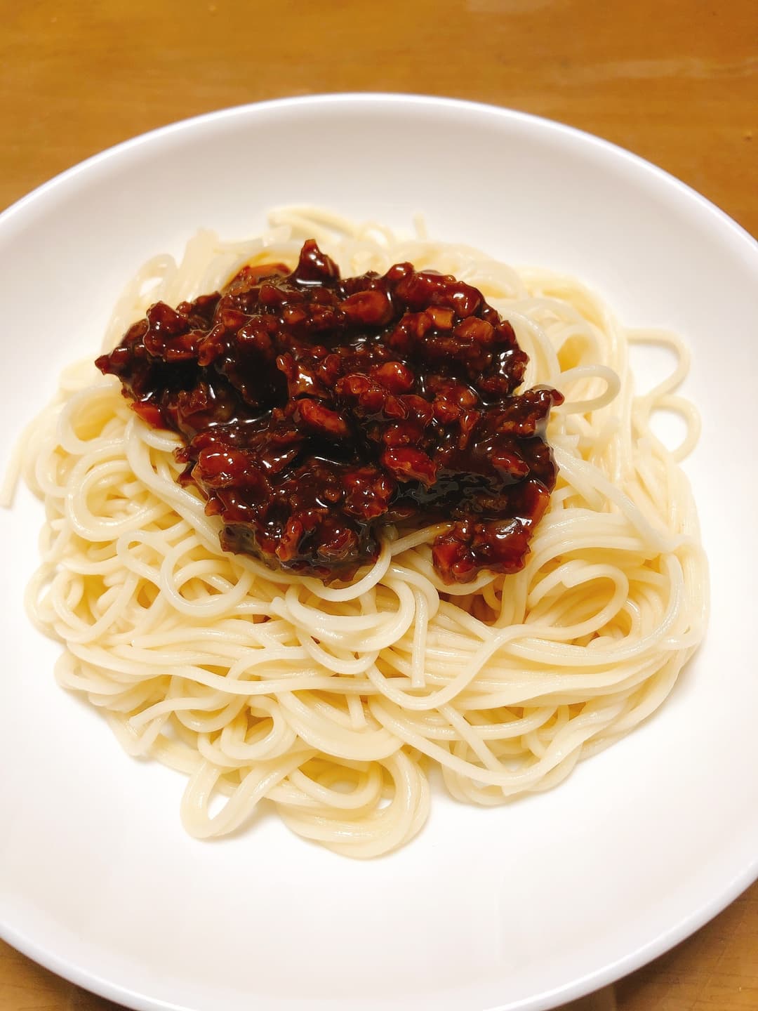 ジャージャー麺の完成写真