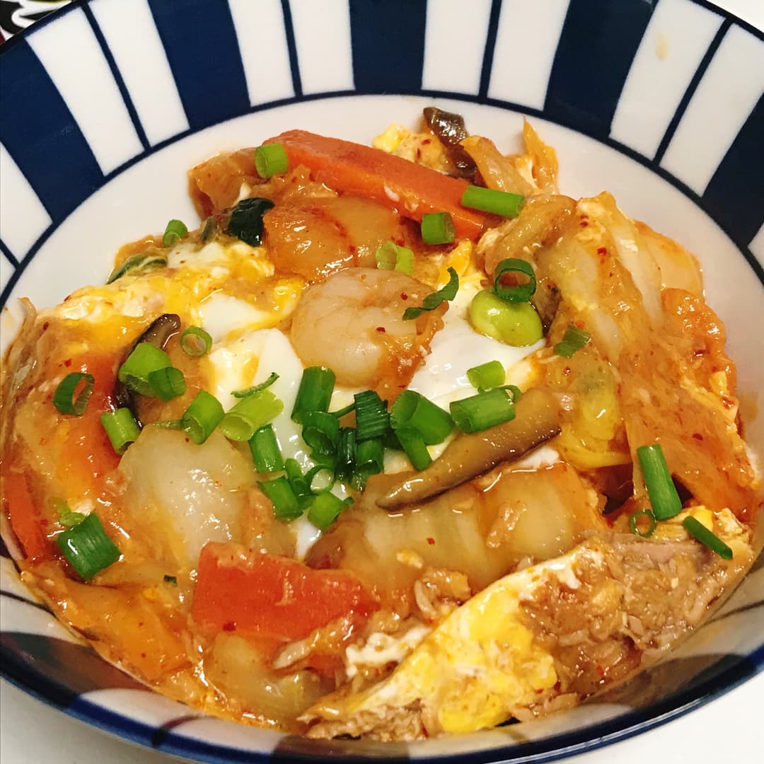 中華ツナキムチ丼の完成写真