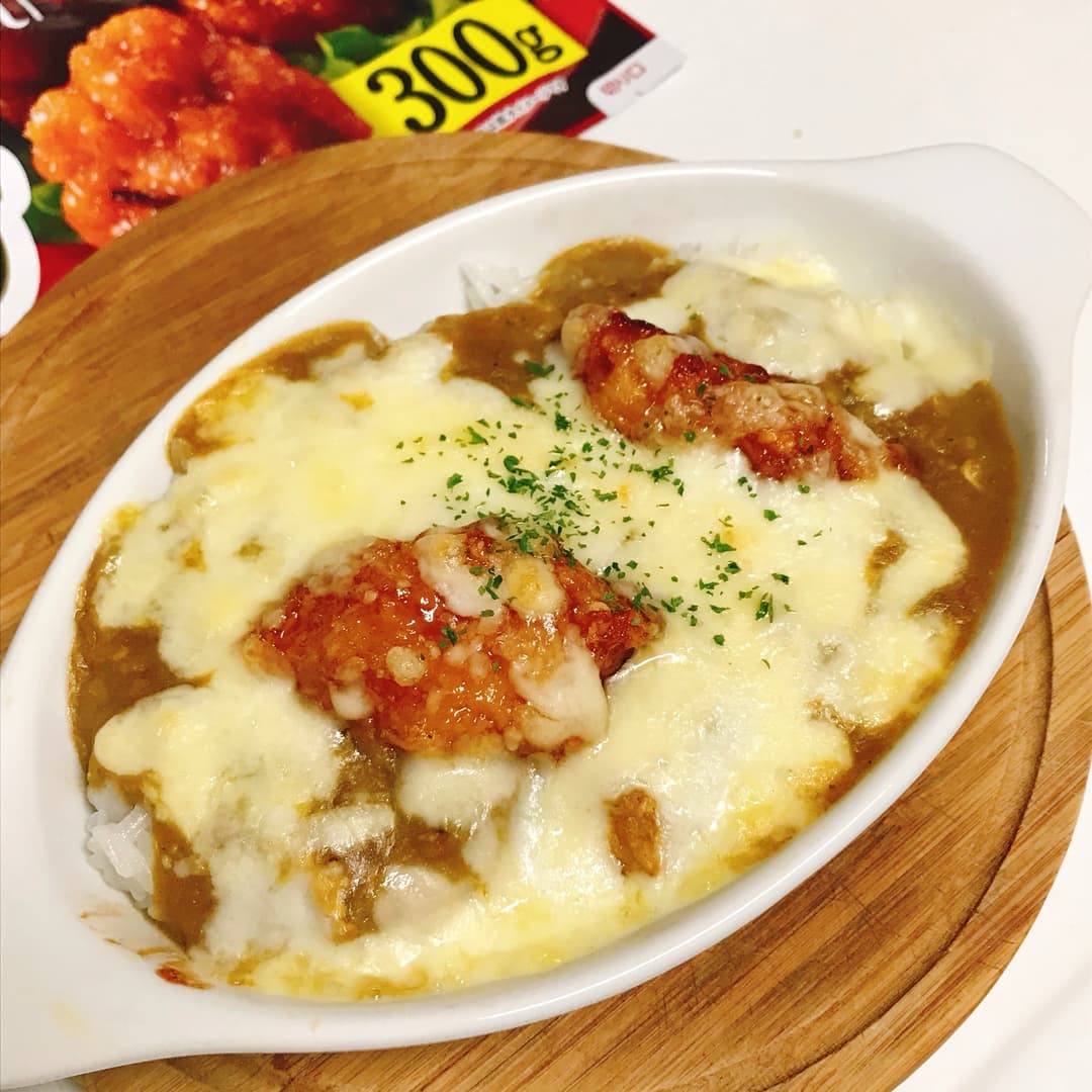 たれづけ唐揚げカレードリアの完成写真