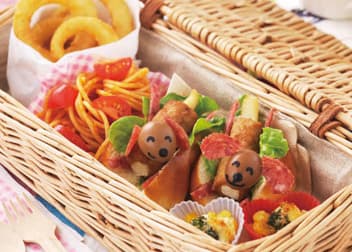 ダックスフンドのホットドッグ弁当の完成写真