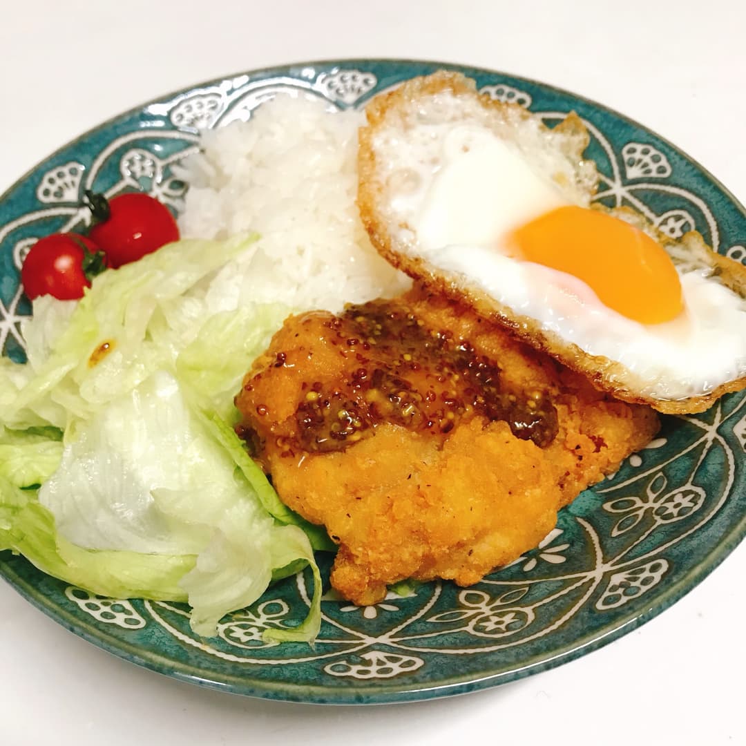 骨なしフライドチキンのハニーマスタードの完成写真