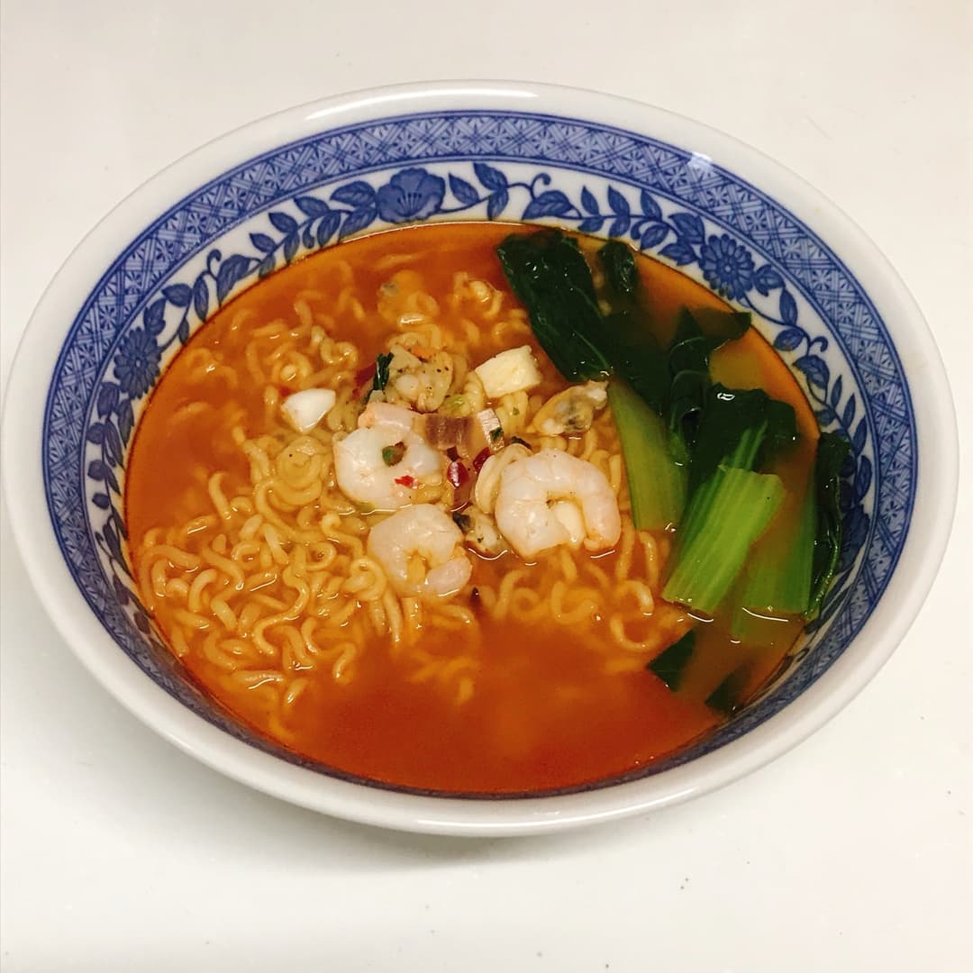 海鮮辛ラーメンの完成写真