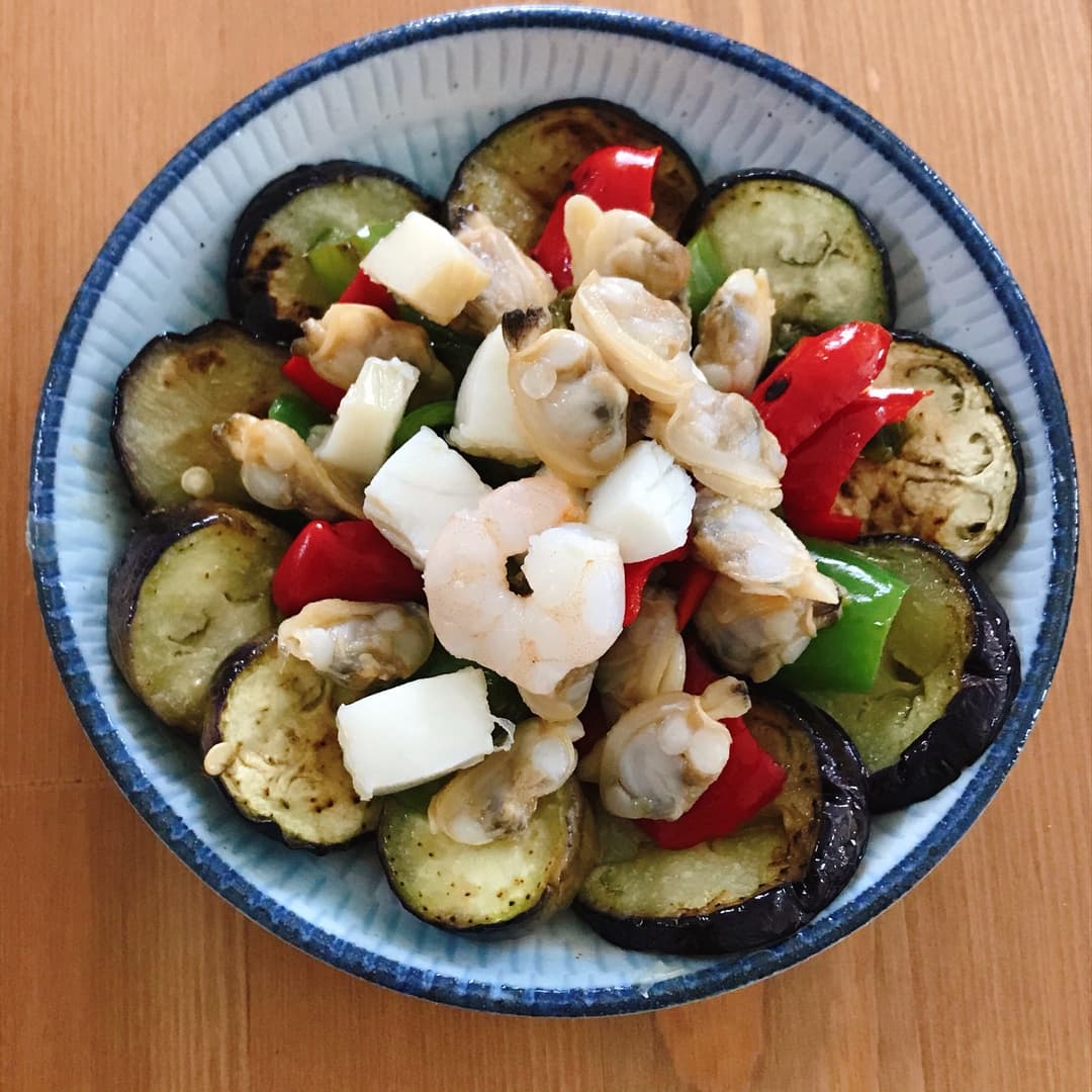 焼野菜とシーフードのマリネの完成写真
