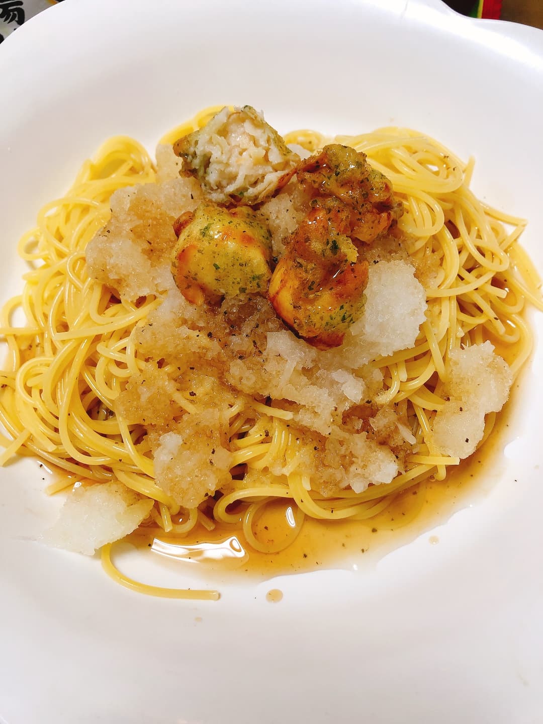 えびシュウマイでおろしパスタの完成写真