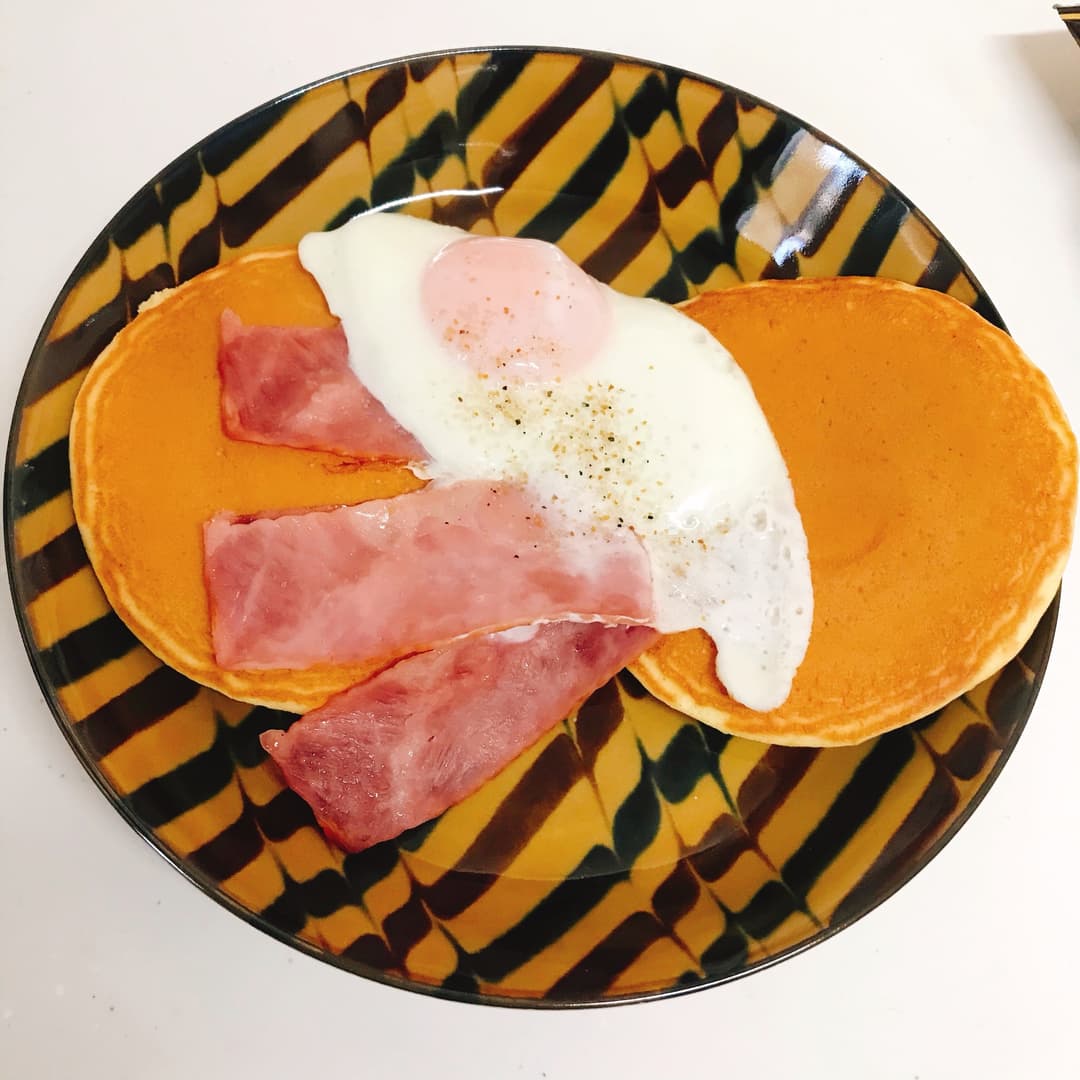 ベーコンエッグホットケーキの完成写真