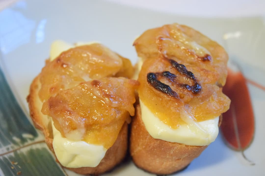 からあげチキンのクリームチーズバケットの完成写真