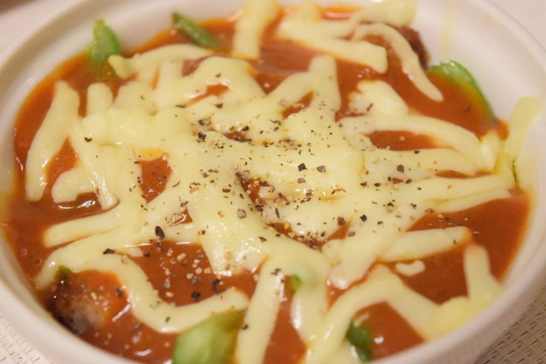 カツとピーマンのミートソース焼きの完成写真