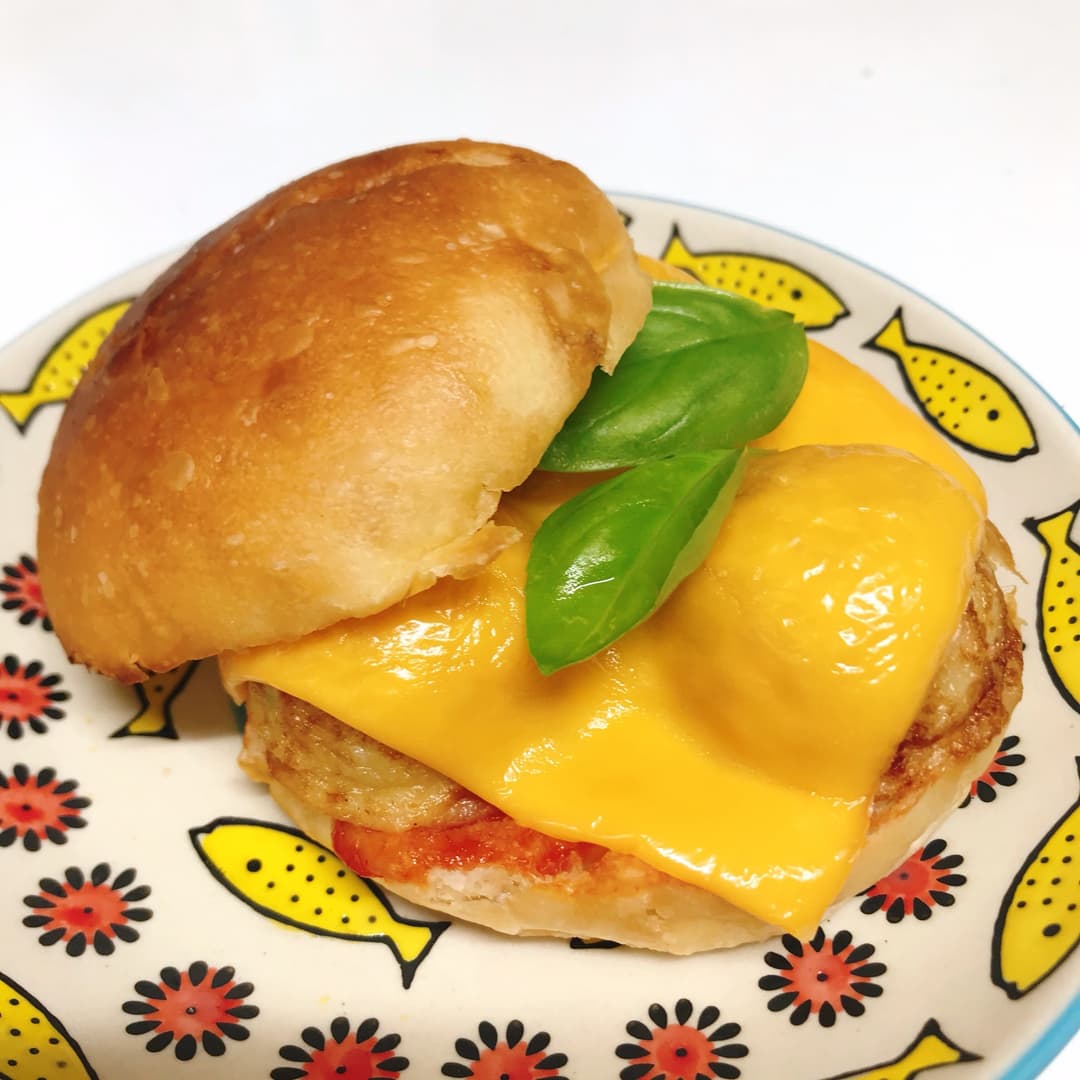 たこ焼きピザパン風バーガーの完成写真