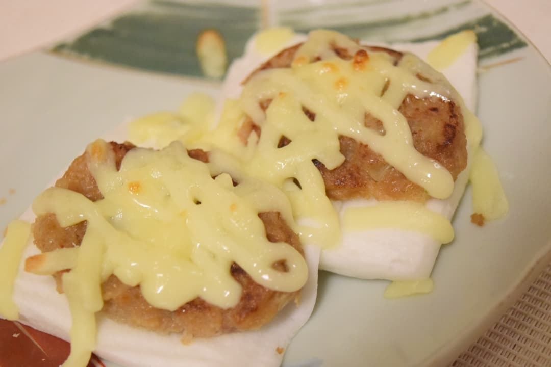 ハンバーグのはんぺん焼きの完成写真