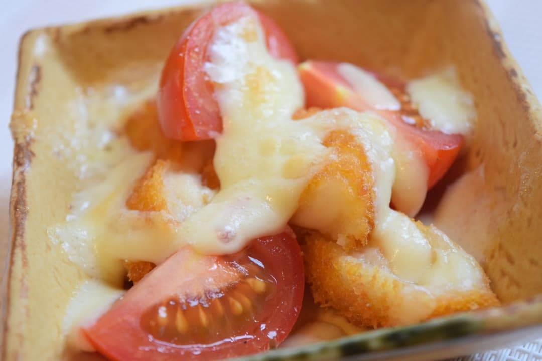 クリームコロッケのトマトチーズ焼きの完成写真