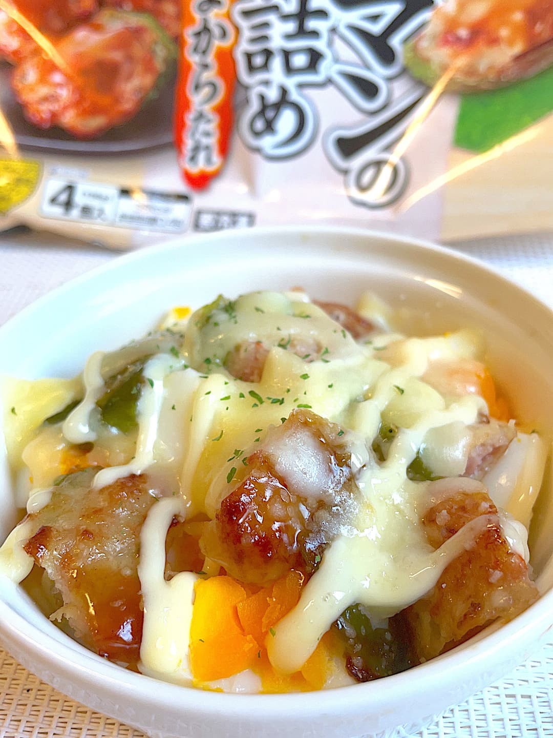 ピーマンの肉詰めの茹で卵焼きの完成写真