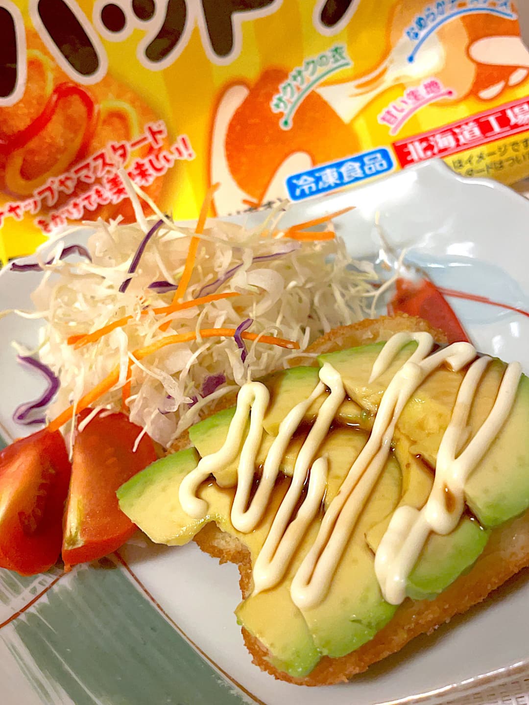 チーズハットグのアボマヨのせの完成写真