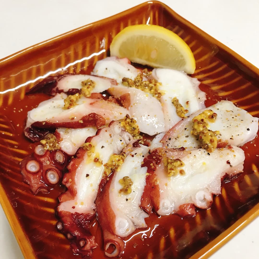 タコのレモンカルパッチョの完成写真
