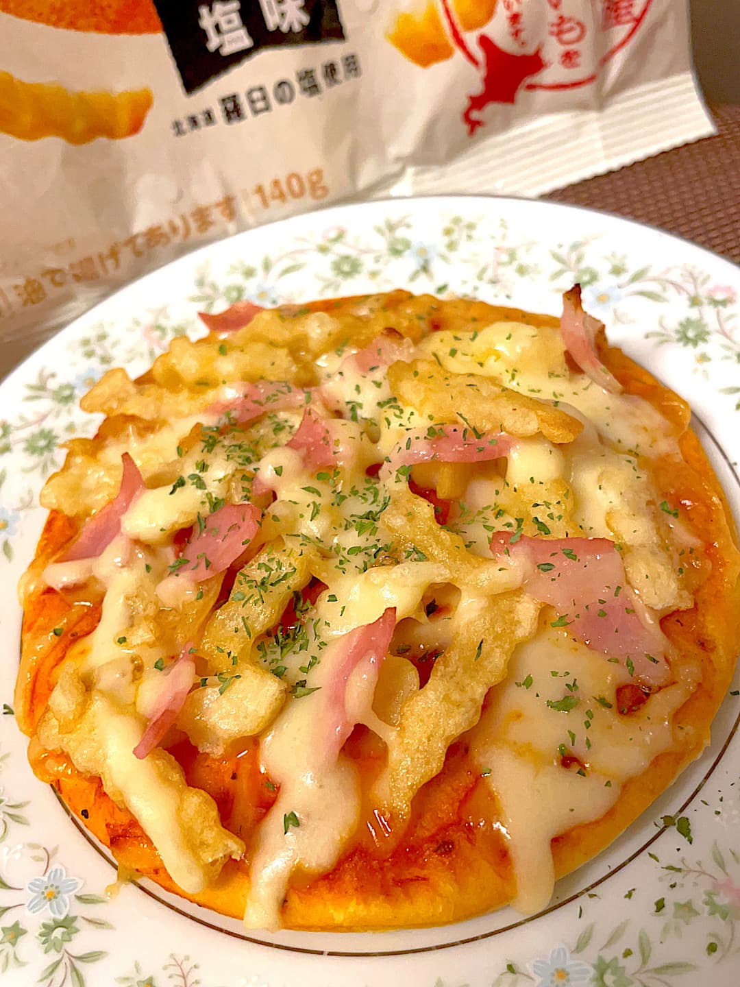 ベーコンポテトピザの完成写真