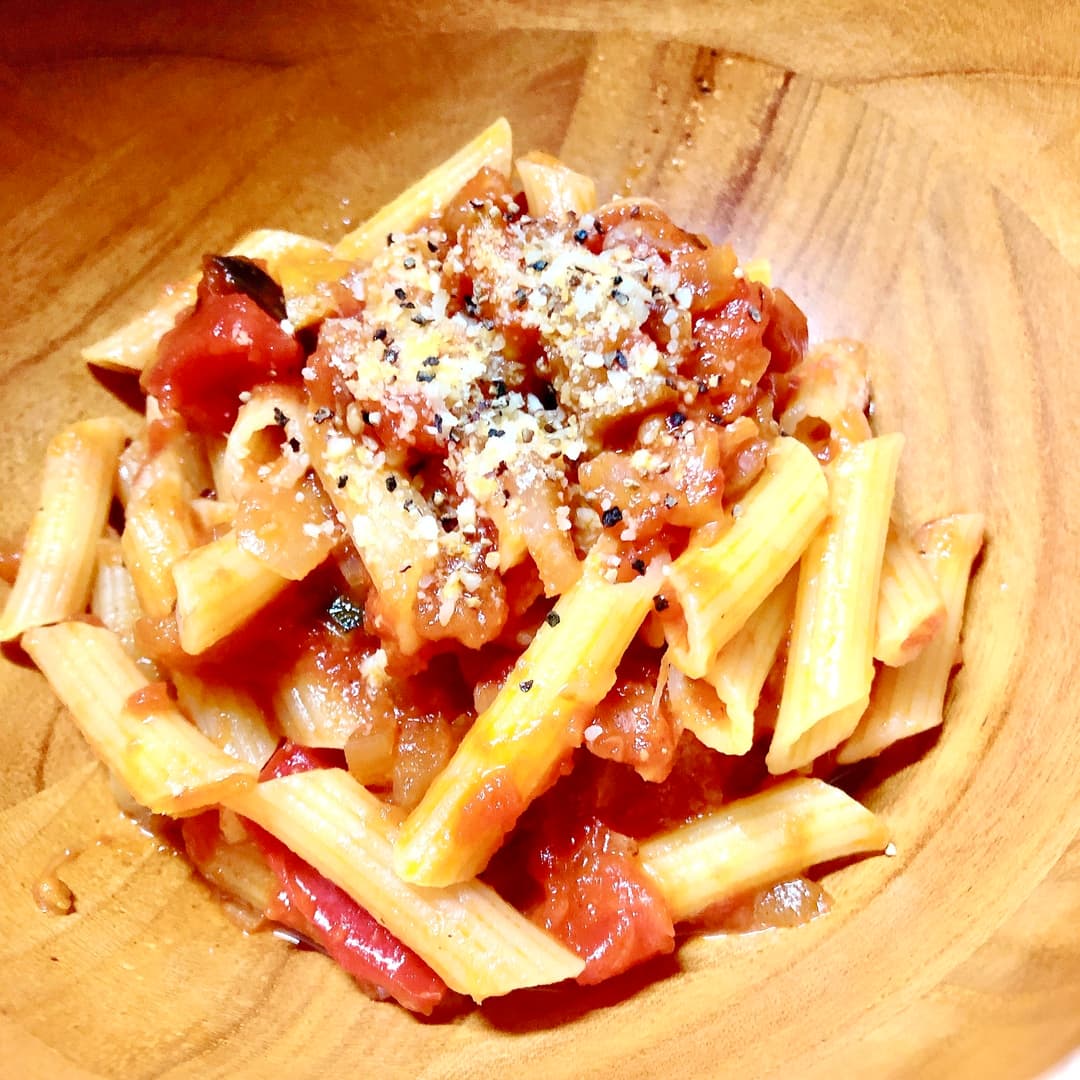 グリル野菜のトマトソースパスタの完成写真