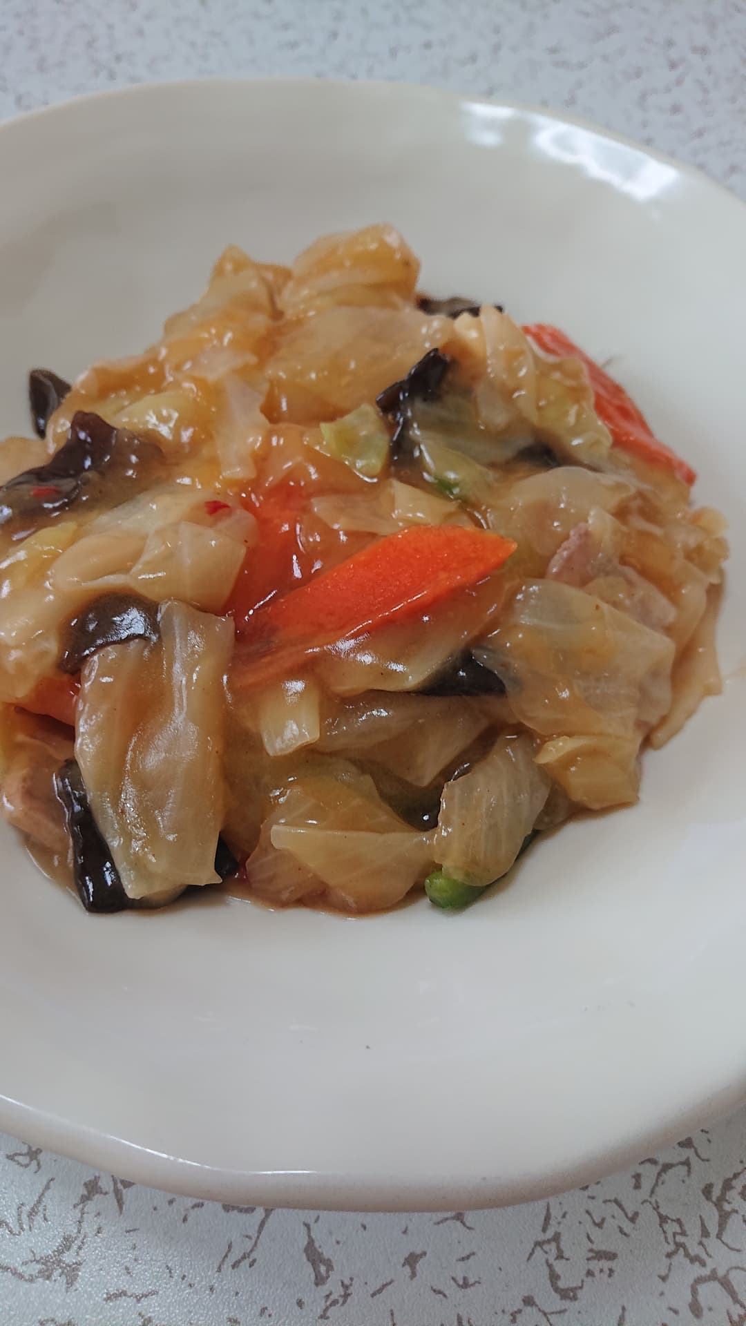 ピリ辛中華丼の完成写真